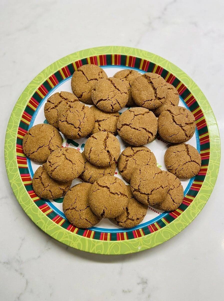Spicy Molasses Gingersnap Cookies