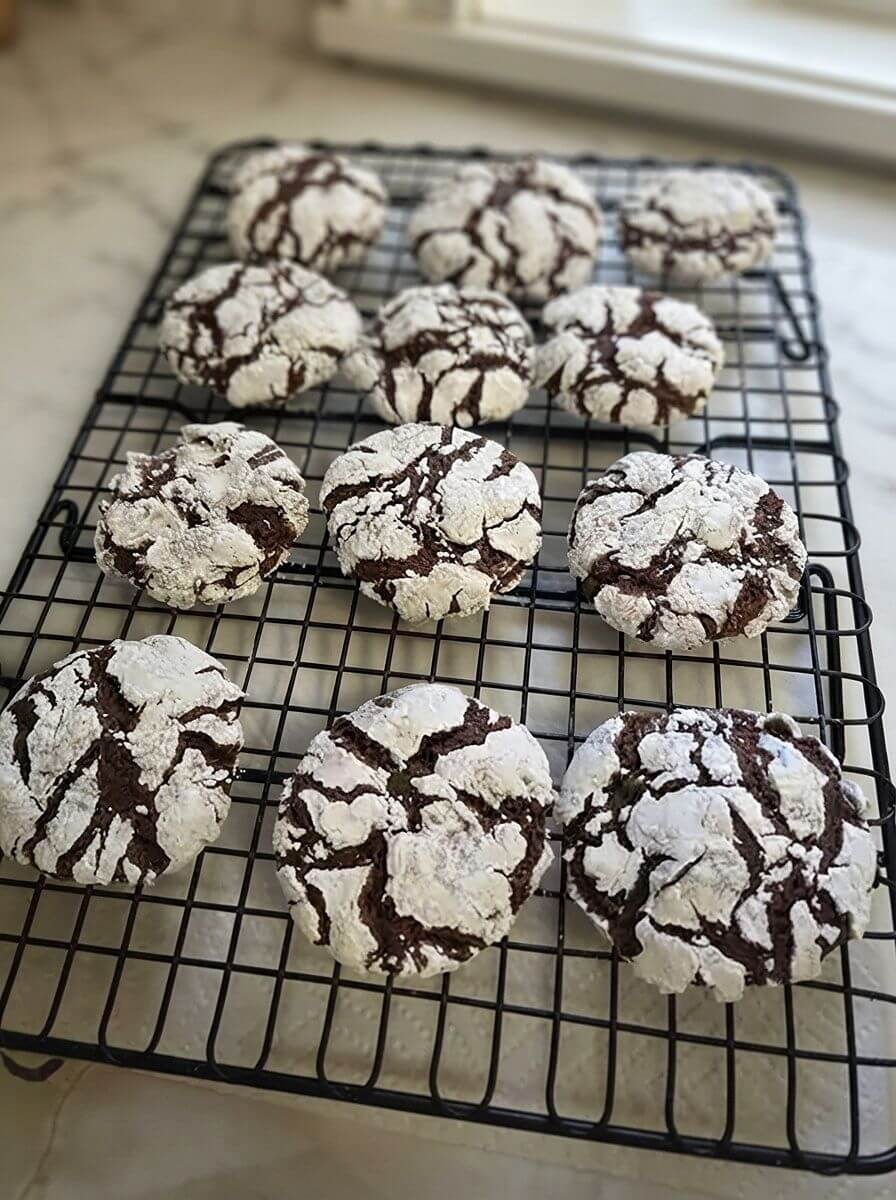 Chocolate Crinkle Cookies