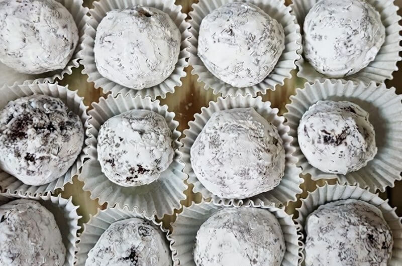 Chocolate Rum Balls