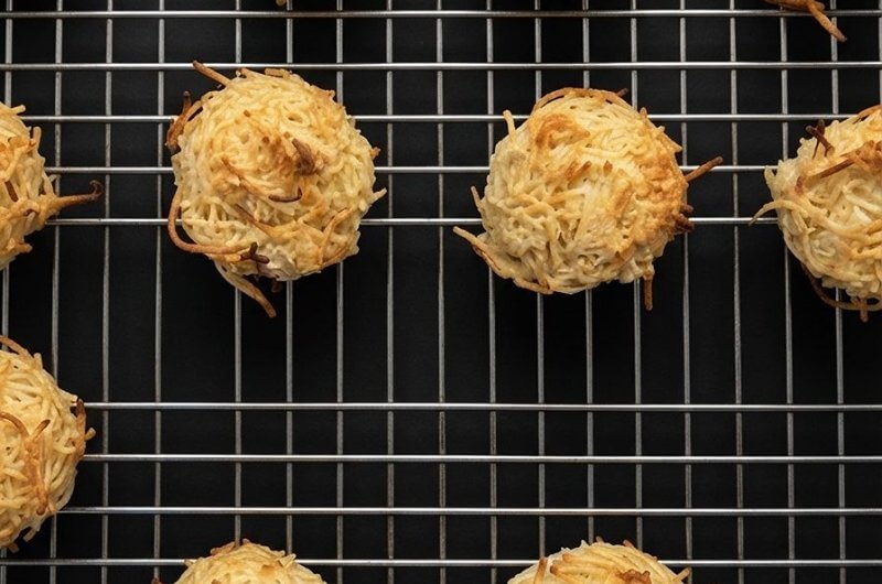 Chewy Coconut Macaroons