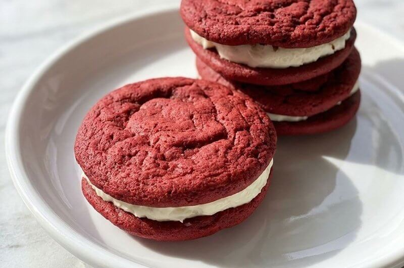 Easy Red Velvet Sandwich Cookies
