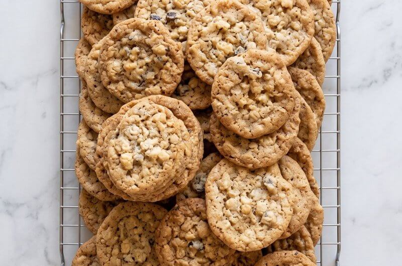 Lacy Oatmeal Cookies