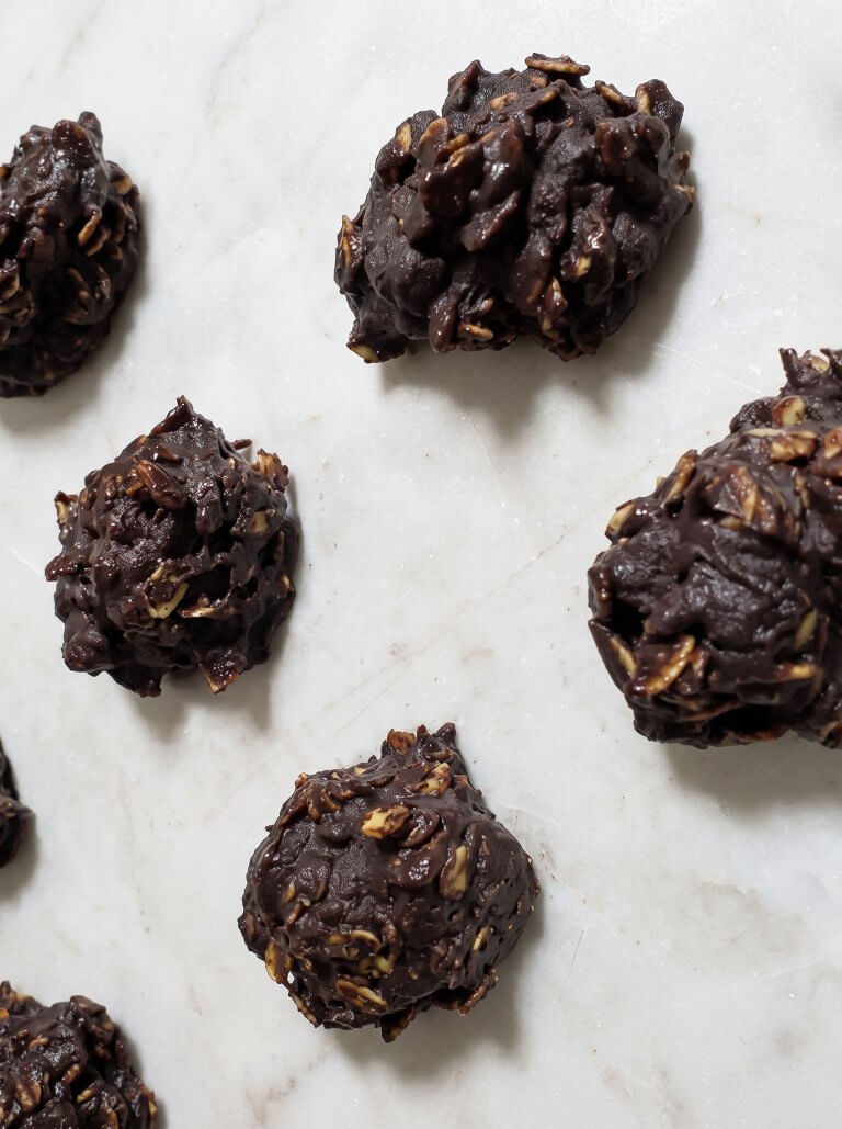 No-Bake Chocolate Peanut Butter Oatmeal Cookies