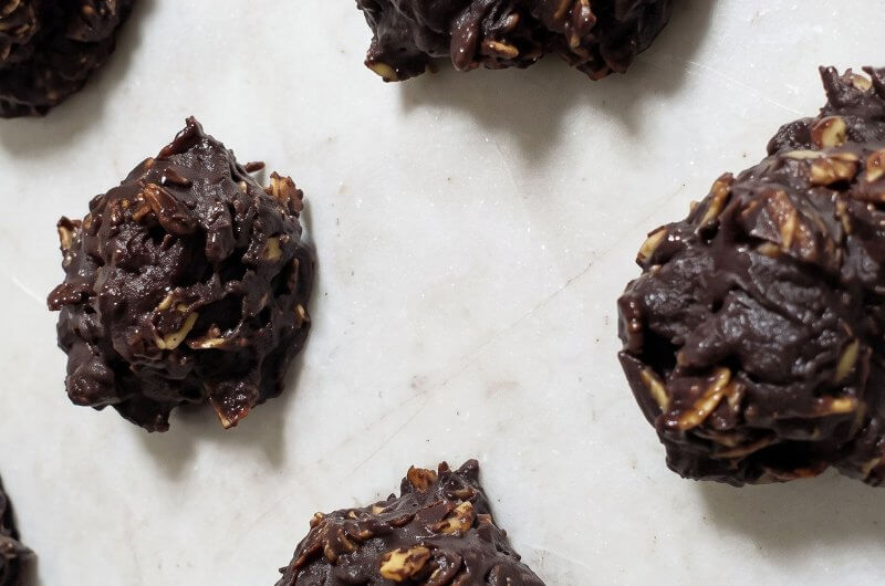 No-Bake Chocolate Peanut Butter Oatmeal Cookies