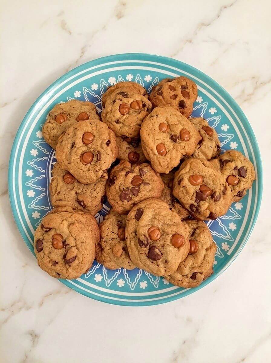 Salted Caramel Chocolate Chip Cookies